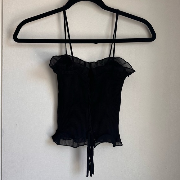 Super Cute Black Ribbed Tank - Picture 4 of 4